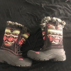 Girls NorthFace snow boots
